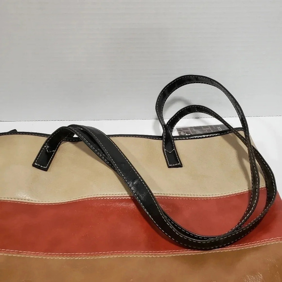 NWT Womans Chocolate New York Tote Bag,Multi-colored. - Picture 4 of 7